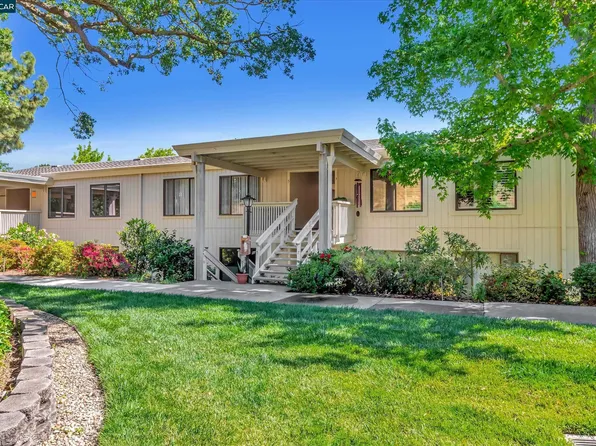 1332 Singingwood Ct APT 6, Walnut Creek, CA 94595