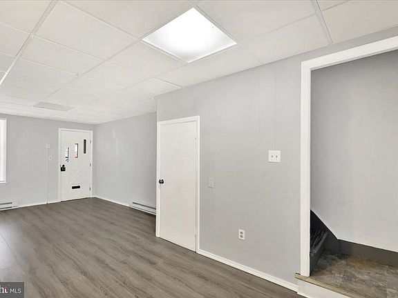 2nd image of 1348 Muhlenberg St