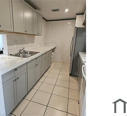 3 bed, 1162 sqft, $4,200 — Photo 2