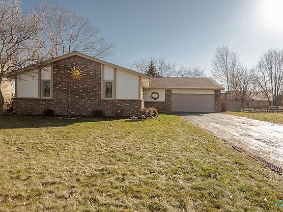 2nd image of 2403 Garden Creek Dr