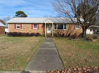 1202 Wellington Rd, Colonial Heights, VA 23834