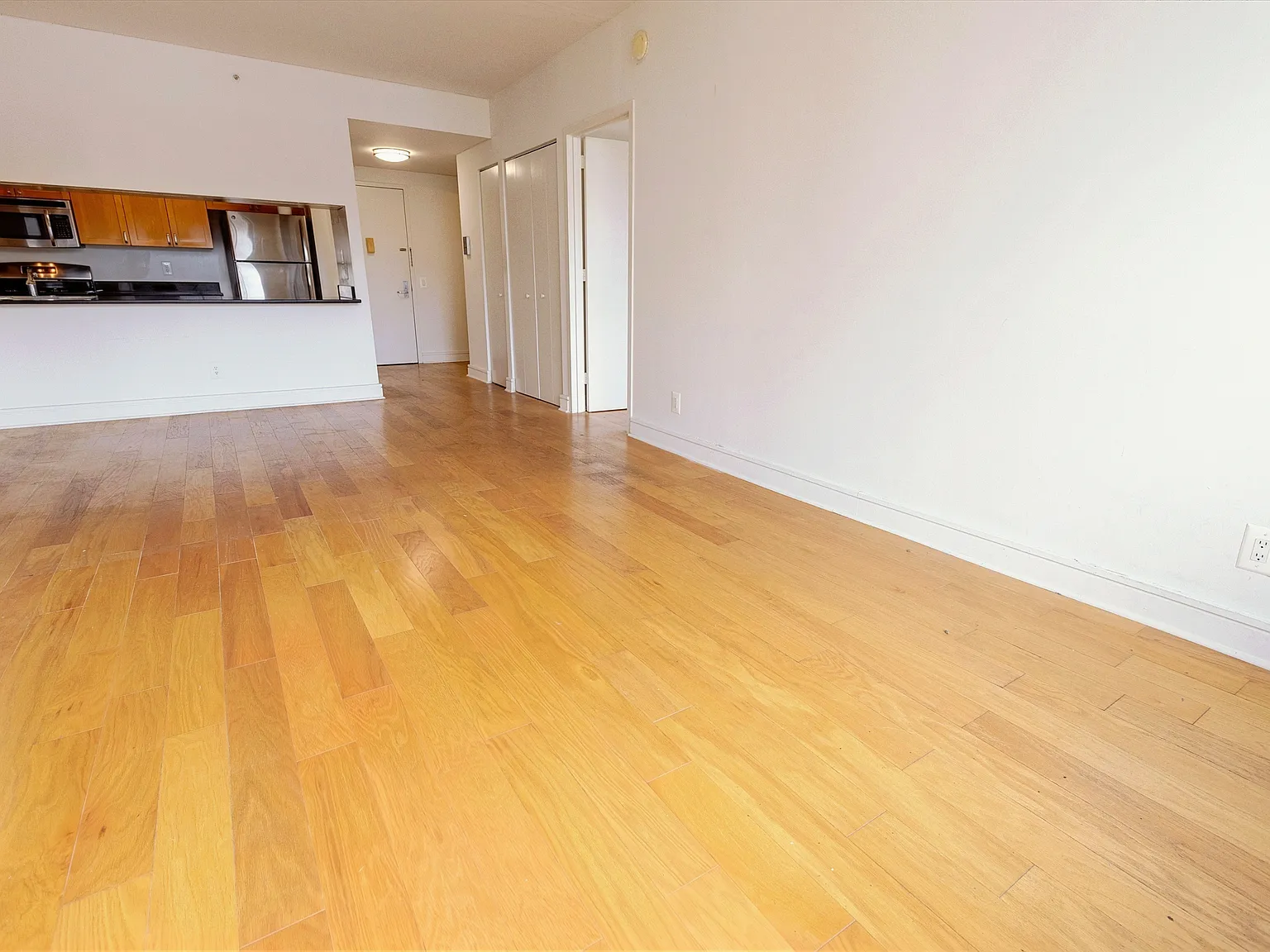 323 West 96th Street — Photo 3