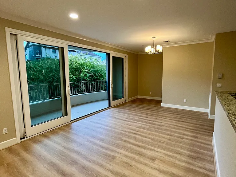 126 Summit Way — Photo 3