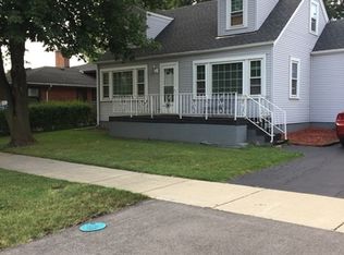 917 Brookwood St, Bensenville, IL 60106