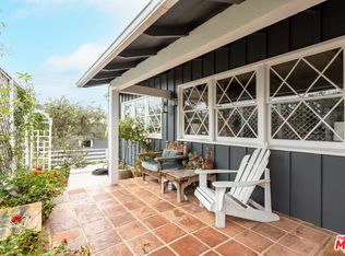 8855 Appian Way, Los Angeles, CA 90046