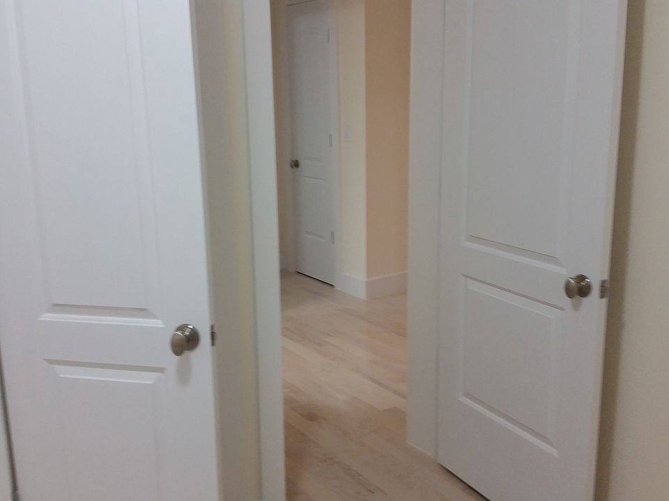2nd image of 2823 Bragg St #22