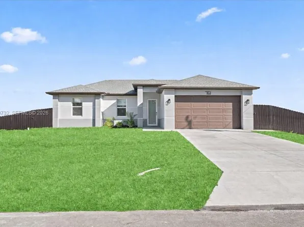 25 Diplomat Pkwy E, Cape Coral, FL 33909