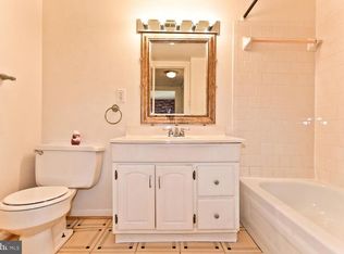 10127 Prince Pl APT 403, Upper Marlboro, MD 20774