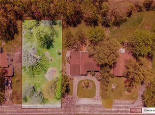 Avon Rd, Avon, OH 44011