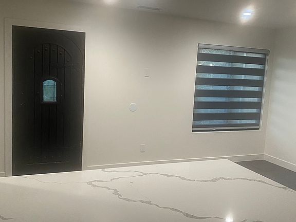 5th image of 10509 Angell St #10507