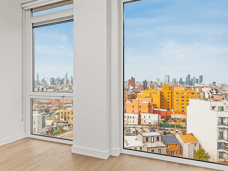 828 Metropolitan Ave #8L — Photo 5