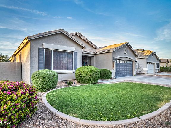 3rd image of 21604 E CALLE DE FLORES --