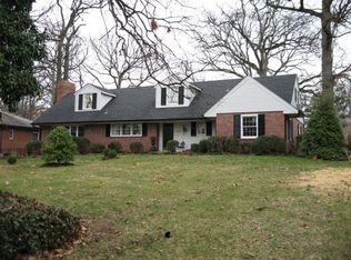 7329 Raleigh Dr, Saint Louis, MO 63123