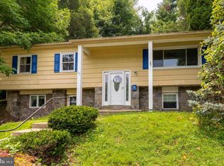 337 Golf Hills Rd, Havertown, PA 19083