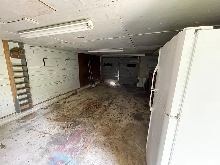 116 Ham St — Photo 17