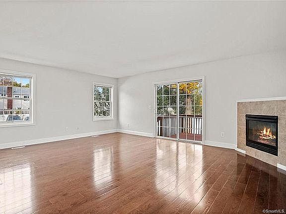 3rd image of 54 Lincoln Avenue Ext #A
