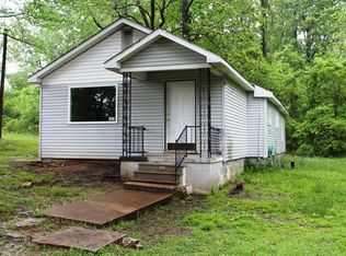 2247 W Maud St, Poplar Bluff, MO 63901