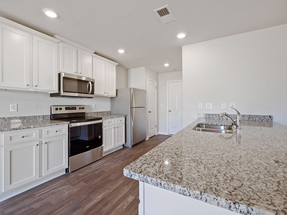 1st image of 2110 Briar Run Dr