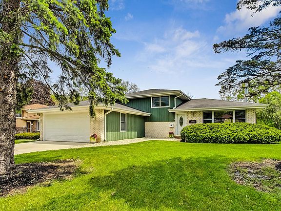 2nd image of 14935 Avenida Del Este St
