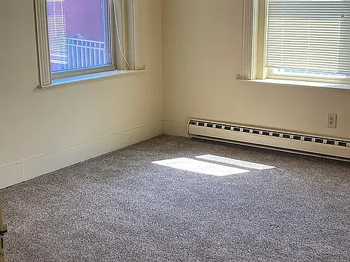 32 Willow St #1A Photo 1