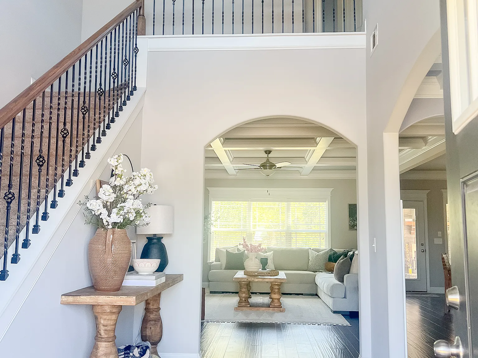 4 bed, 2822 sqft, $2,500 — Photo 2