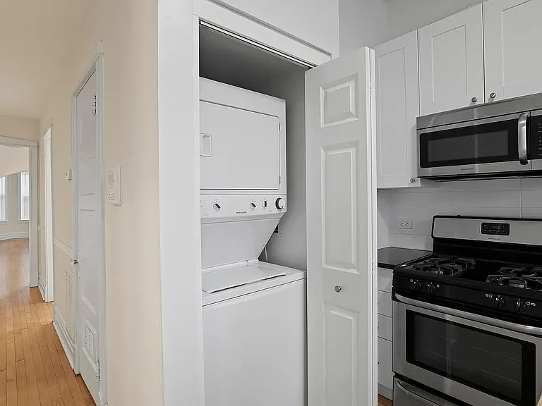 2524 N Campbell Ave #3 — Photo 7