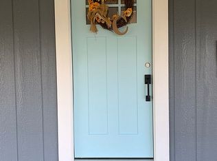 2004 Linn Rd, Eagle Pt, OR 97524