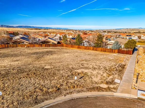 Willowcrest Ct, Pueblo, CO 81005