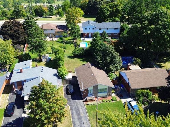 161 Kings Forest Dr, Hamilton, ON L8T 4K2