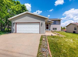 4727 7th St NW, Rochester, MN 55901