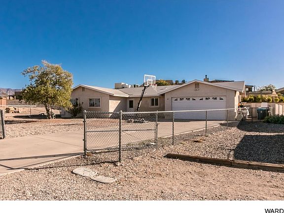 3rd image of 32 Tiburon Ln
