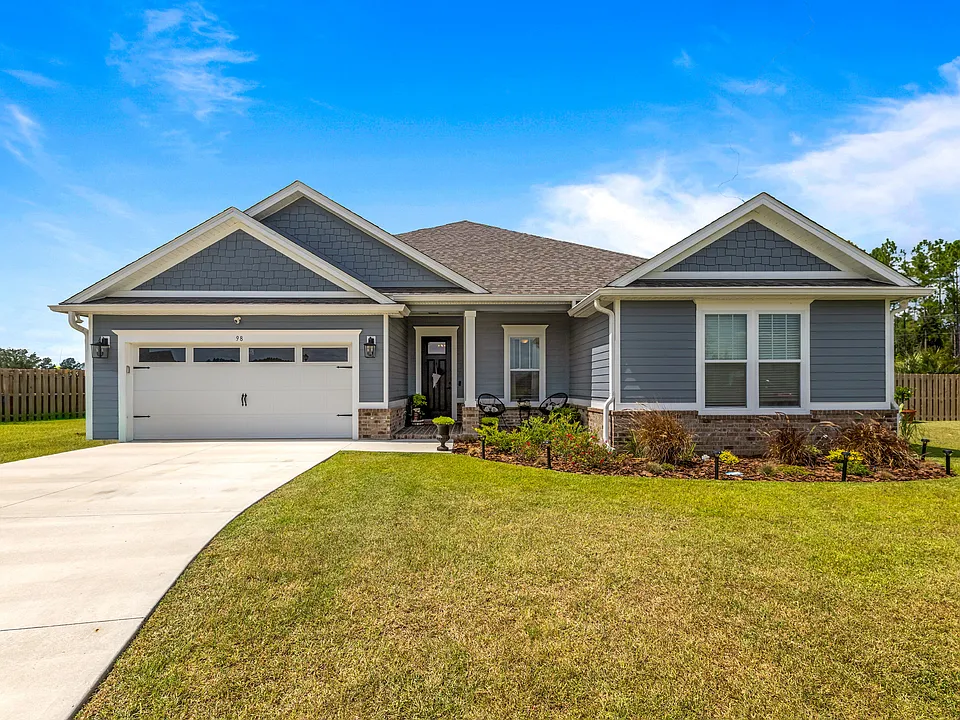 98 Springdale Dr