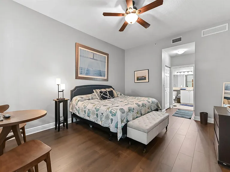 804 E Windward Way #120 — Photo 9