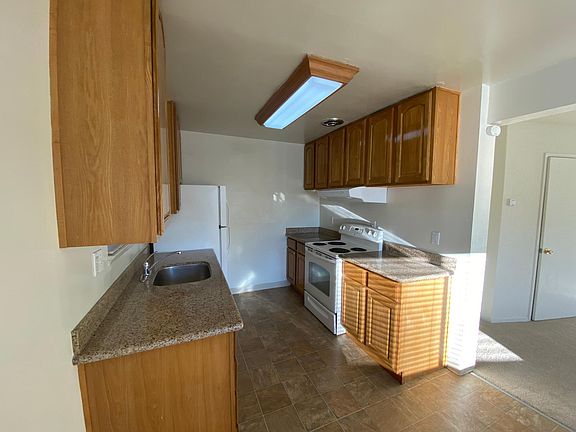5th image of 5 Nimitz Ave APT 2
