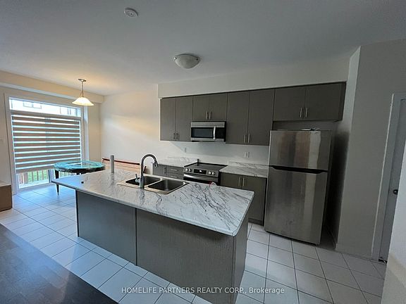 3rd image of 60 Monteith Dr