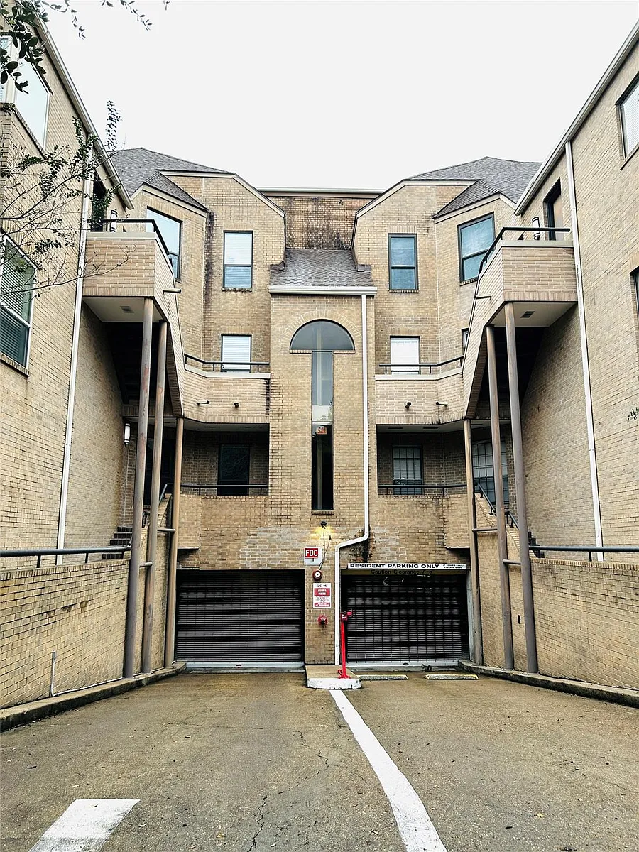 Building Photo - 5200 Weslayan St #311