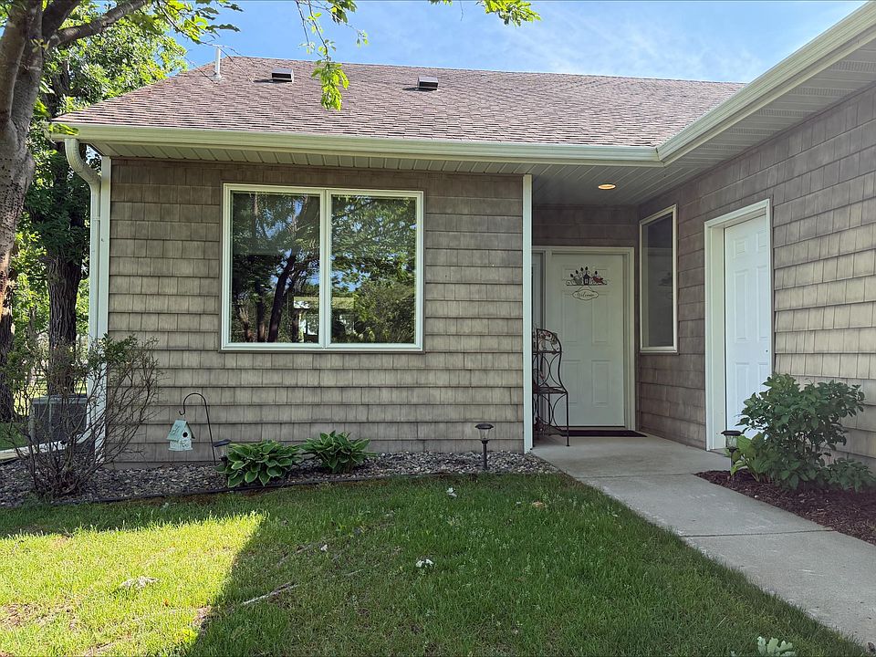 1st image of 500 Shoreacres Ct SW