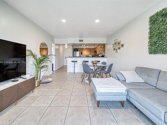 2nd image of 5000 NW 79th Ave APT 202