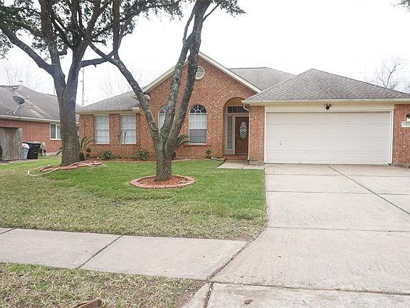 2nd image of 17415 Kiowa River Ln