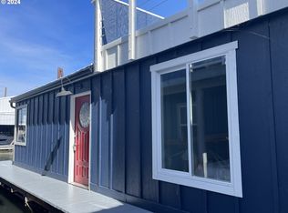 3445 NE Marine Dr, Portland, OR