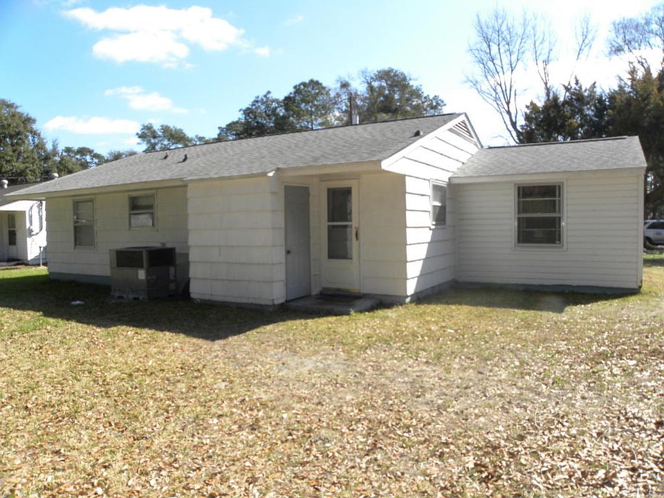 2nd image of 1220 Hawthorne Rd
