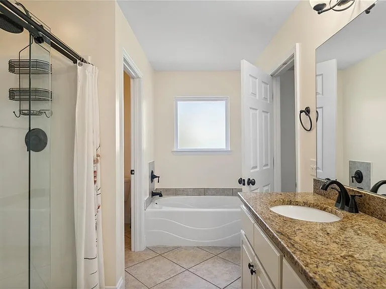 1744 Annabellas Dr — Photo 18