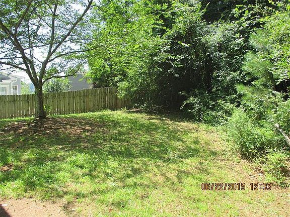 4th image of 70 Durbin Pl