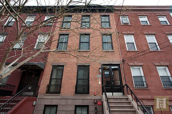 Sold by Halstead Property | media 4