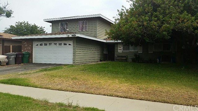 1st image of 25425 Yolanda Ave