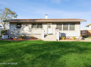 30 Indianwood Dr, Thornton, IL 60476