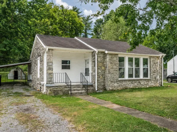 602 Hatcher Dr, Fayetteville, TN 37334