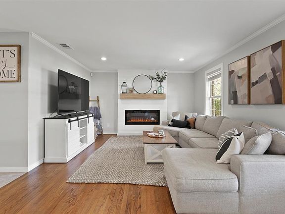 5th image of 2480 El Cerrito Dr