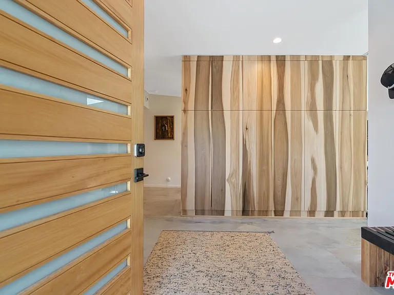 2820 Nichols Canyon Pl — Photo 4