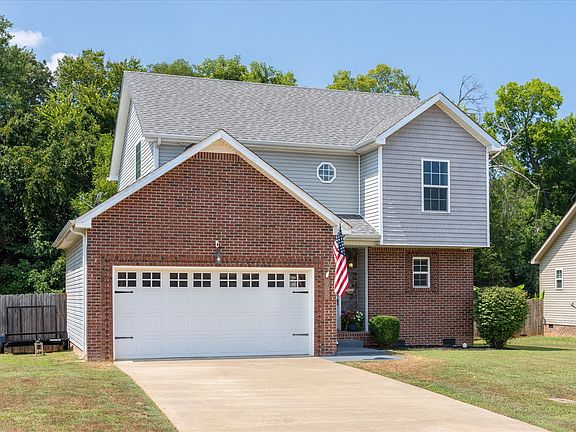 4th image of 795 Banister Dr